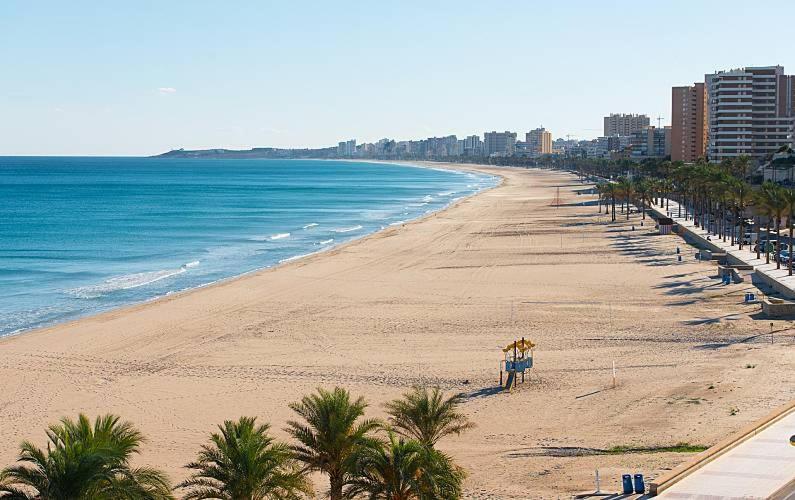 Primera Linea De Mar Apartment *